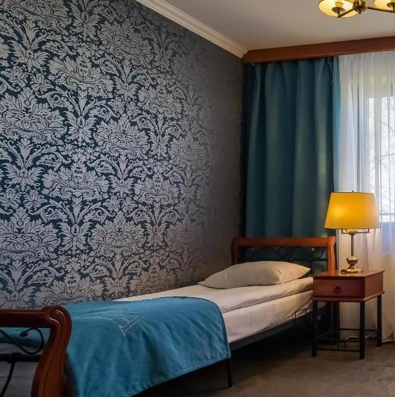 غرفة إقتصادية فردية, Resort Strzelnica