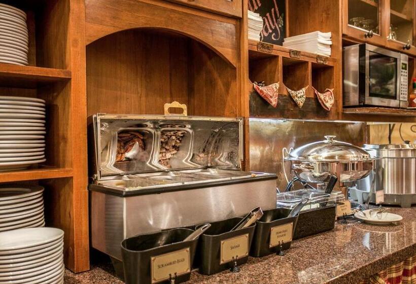 キングサイズベッドのスタンダードルーム, Bavarian Lodge