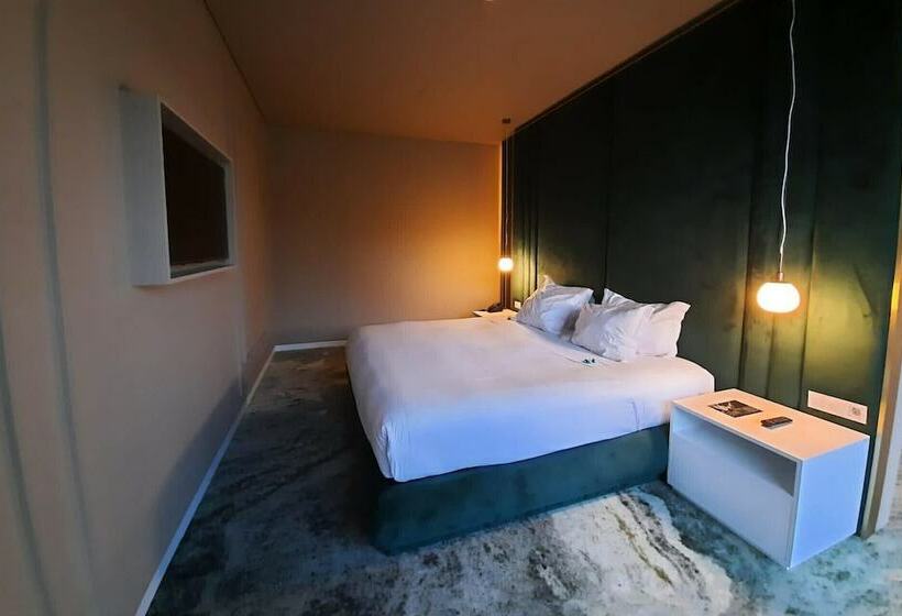 Люкс Вид на Реку, Douro Royal Valley Hotel & Spa