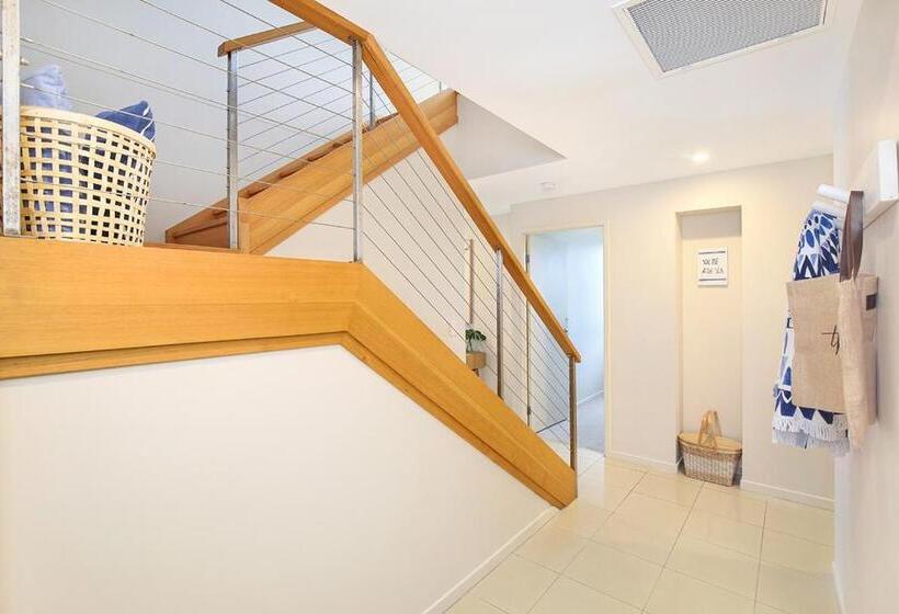 1침실 펜트하우스 아파트, Meridian Alex Beach Apartments