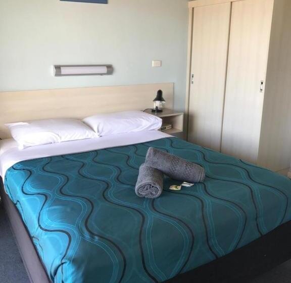 스탠다드 룸, Merimbula Gardens Motel