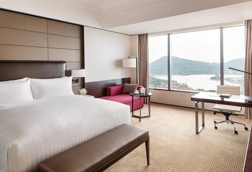 اتاق اجرایی, Shunde Marriott