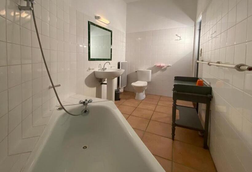 Номер Стандарт, Orangerie De Cardet   Maison D Hôtes   B&b