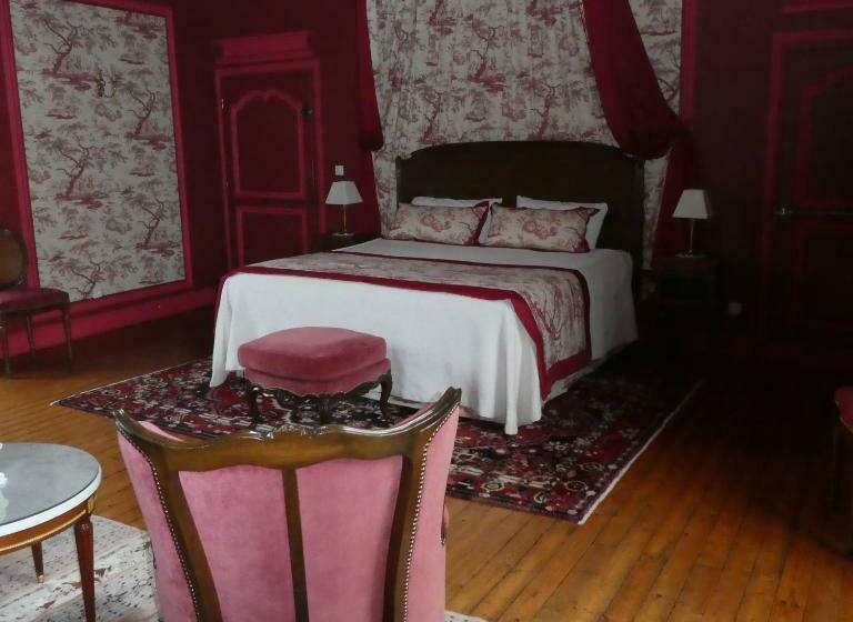 Номер Deluxe, Le Château D Hauterives