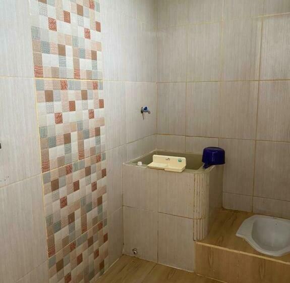 Номер Стандарт, Oyo 90960 Putih Salju Homestay Syariah