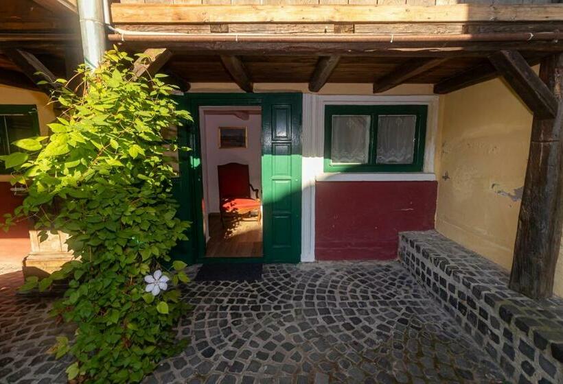 Апартаменты 2 Спальни, Flanderhof Manor