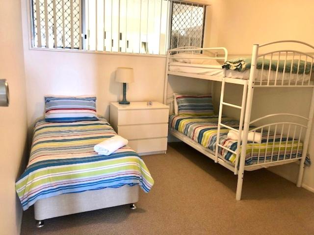 Апартаменты 2 Спальни Вид на Море, Hillhaven Holiday Apartments
