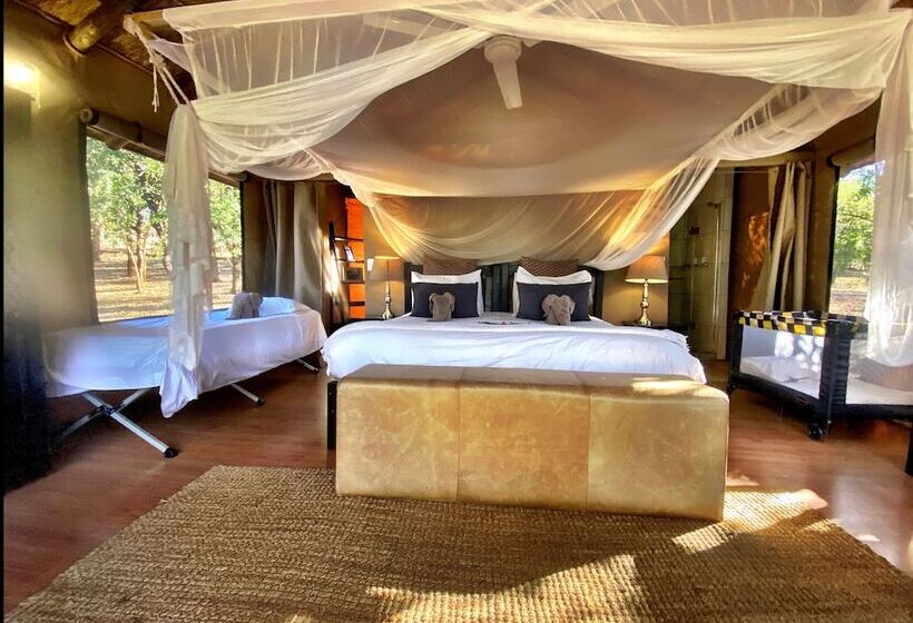 Deluxe Tent, Karongwe Portfolio   Chisomo Safari Camp