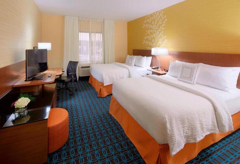 Номер Стандарт, Fairfield Inn & Suites By Marriott Springfield Northampton/amherst