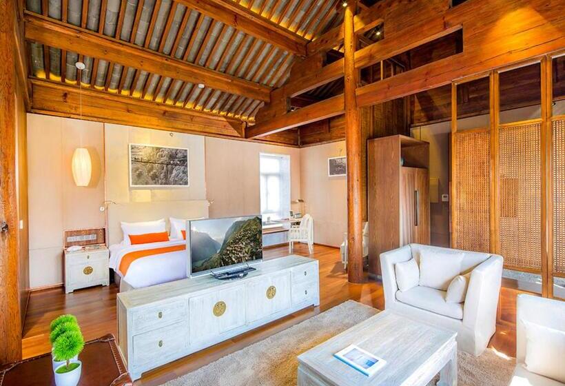 주니어 스위트, Lux Tea Horse Road Lijiang