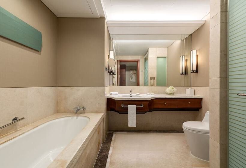 Номер Deluxe Вид на Море, Shangrila Qinhuangdao