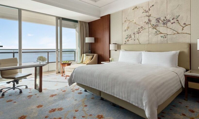 Номер Deluxe Вид на Море с Балконом, Shangrila Qinhuangdao