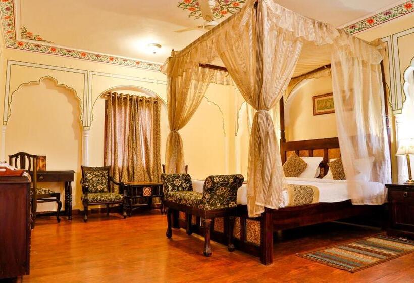 Camera Premium, Welcomheritage Traditional Haveli