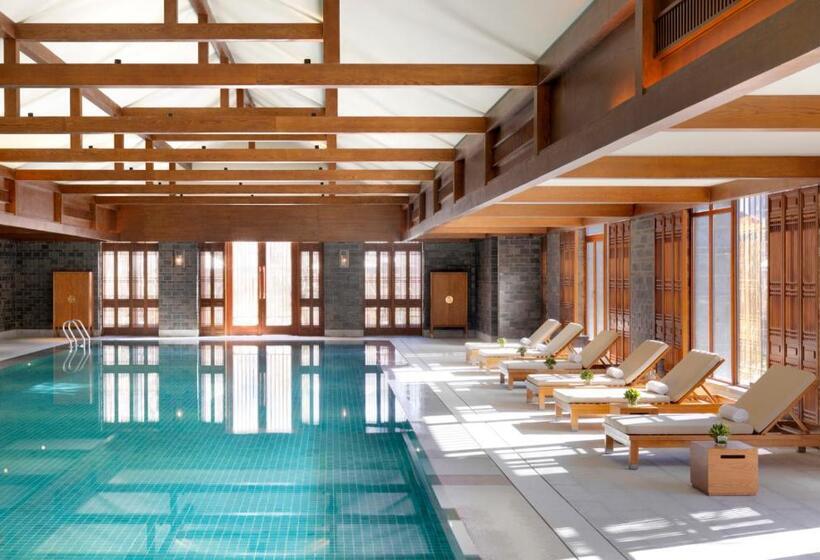 Номер Deluxe Кровать Кинг, Jinmao Purelax Lijiang, The Unbound Collection By Hyatt