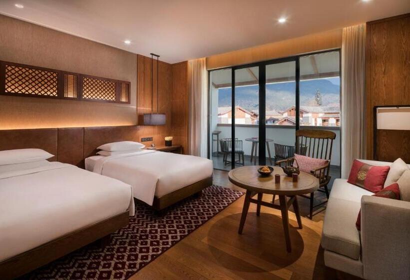 Номер Deluxe, Jinmao Purelax Lijiang, The Unbound Collection By Hyatt