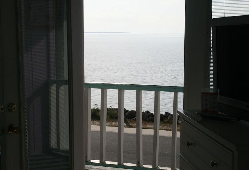 Номер Романтика Вид на Море, Beach Front Motel Cedar Key