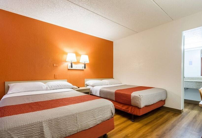 Номер Стандарт 2 Двуспальные Кровати, Motel 6 Tempe, Az Phoenix Airport Priest Dr