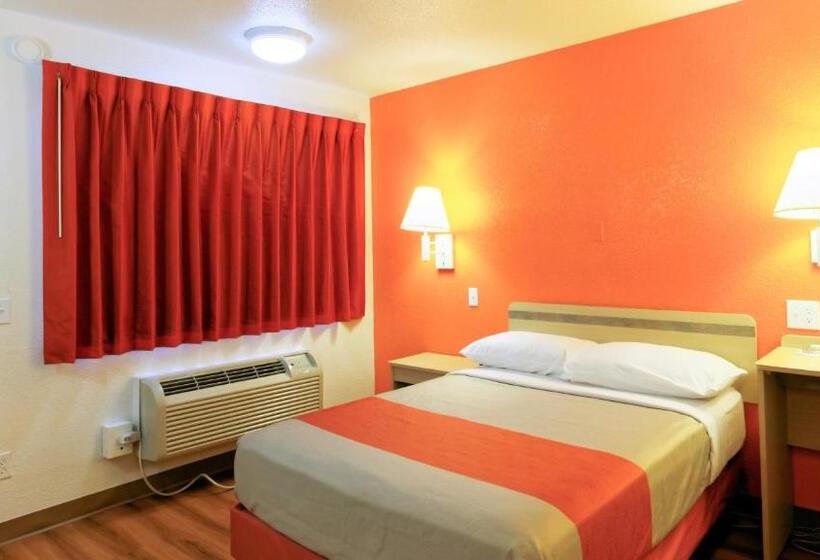 Quarto Deluxe, Motel 6 Chico, Ca
