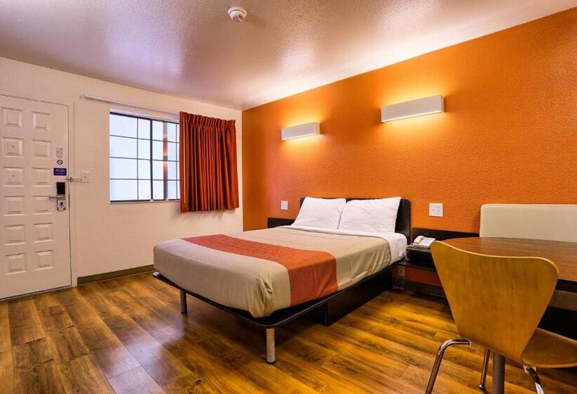 适合残疾人使用的标准间, Park Inn By Radisson, Petaluma