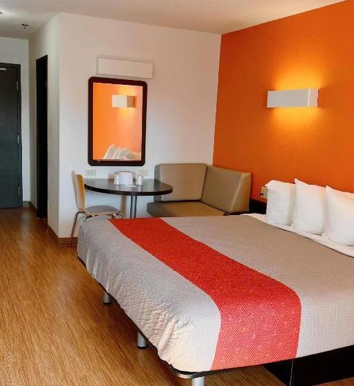 Стандартный Номер Кровать Кинг, Motel 6 Regina, Sk