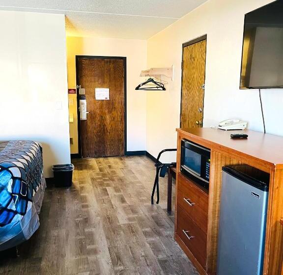 Quarto Estandar Cama King, Econo Lodge