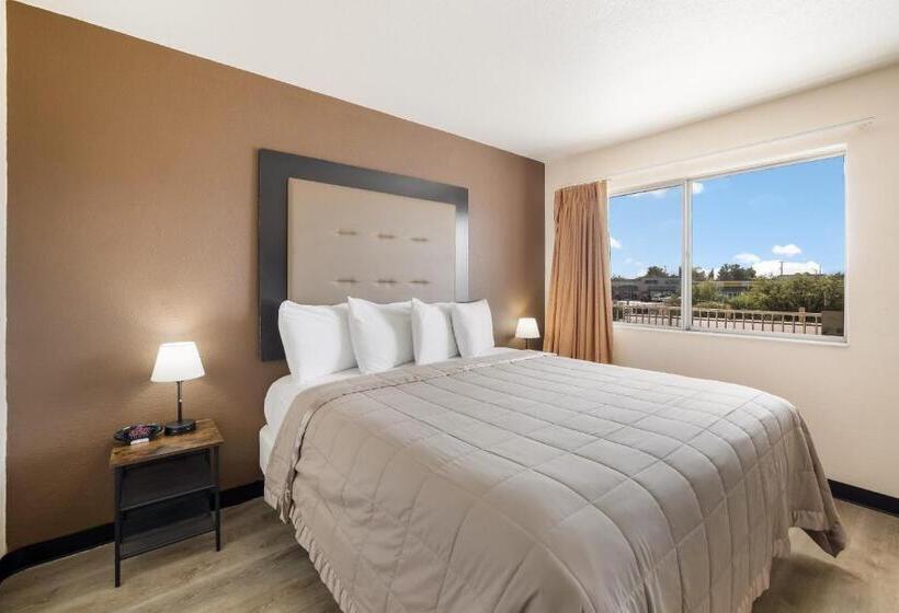 스탠다드 룸 킹사이즈 침대, Knights Inn Sierra Vista / East Fry