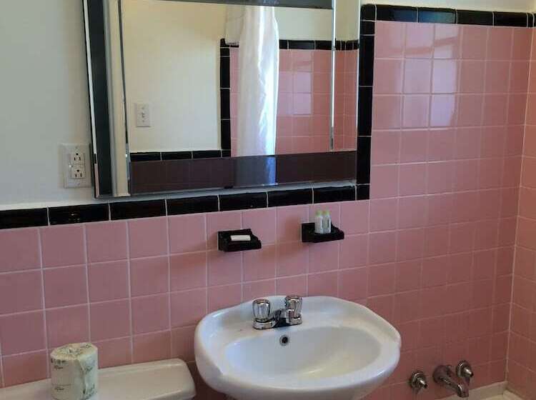 חדר סטנדרט שתי מיטות זוגיות, Olux Hotel Motel Suites