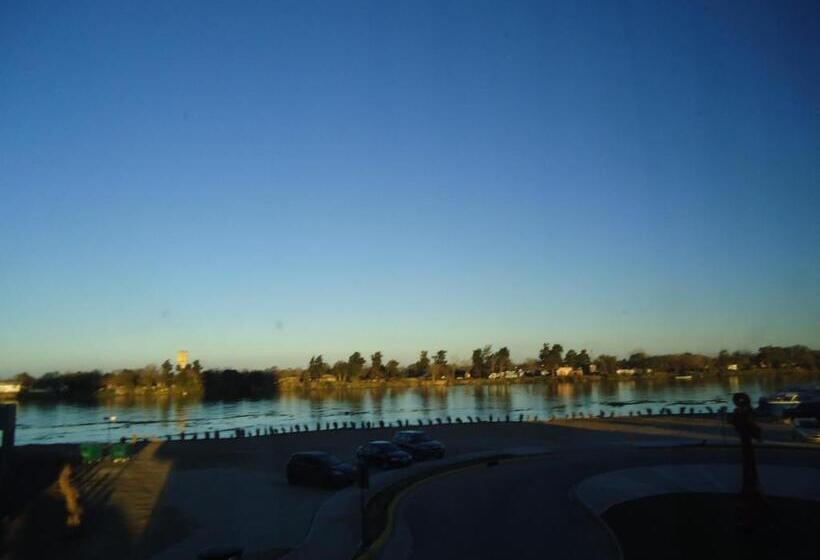 اتاق اجرایی, Puerto Amarras Hotel & Suites