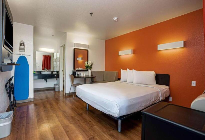 Номер Стандарт, Motel 6temecula, Ca  Historic Old Town