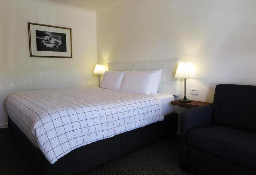 스탠다드 룸 킹사이즈 침대, Summerhill Motor Inn