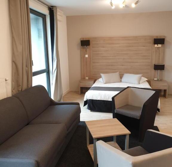 Четырехместный Номер Стандарт, Twenty Business Flats Lille Grand Stade
