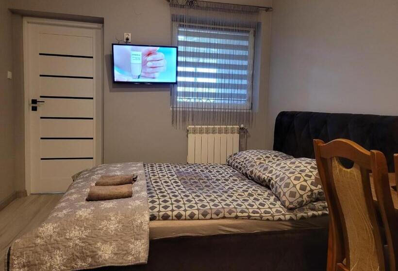 اتاق استاندارد, Sebar
