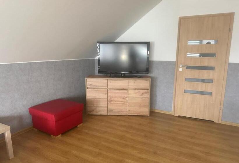 اتاق استاندارد چهار تخته, Hgs Home Noclegi Pracownicze Parking , łazienki