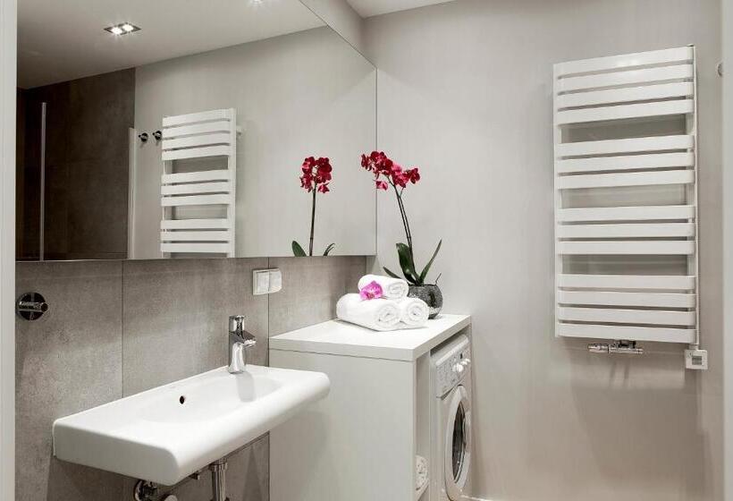 Апартаменты 1 Спальня Нижний Этаж, Lapwing Residence Sopot