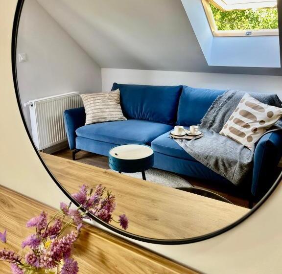 Quarto Quadruple Standart com Varanda, Donikąd