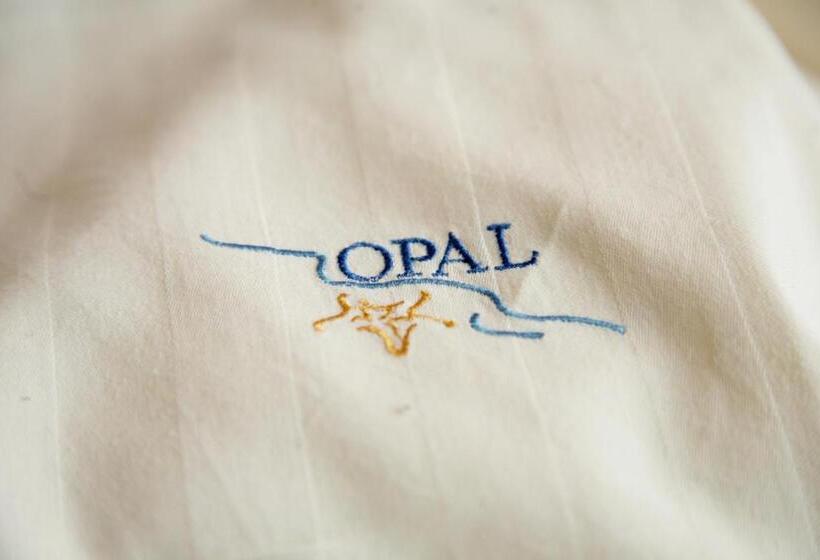Четырехместный Номер Стандарт, Willa Opal