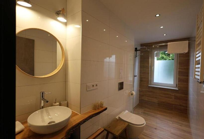 Quarto Deluxe, Jak Makiem Zasiał