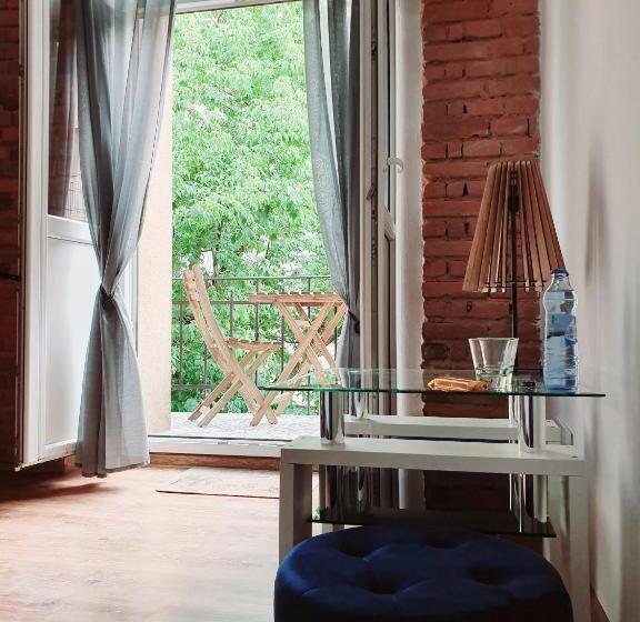 شقة 3 غرف, Topolove Rooms & Apartments