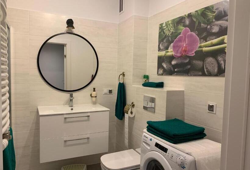 Апартаменты 1 Спальня Нижний Этаж, Apartament Jantarowe Zacisze Green
