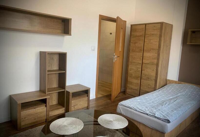 Номер Стандарт Трехместный, Hostel Sportowa