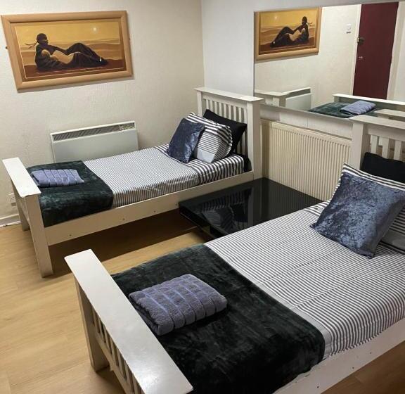 Трехместный Номер Стандарт Совместная Ванная, Hendham House