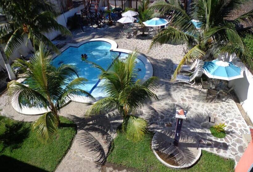 اتاق استاندارد با چشم‌انداز استخر, Sabas Beach Resort