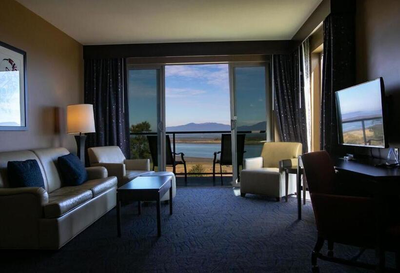 Люкс, Swinomish Casino & Lodge