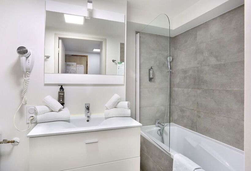 Апартаменты 2 Спальни, Odalys City Toulouse Colombélie