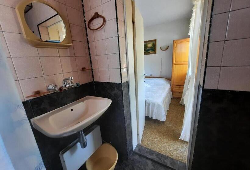 Номер Стандарт с Балконом, Guest House Zodiac