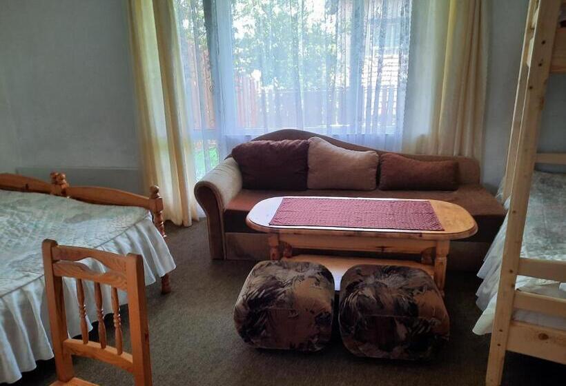 Люкс 2 Спальни, Guest House Zodiac
