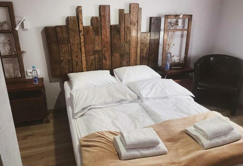 Номер Стандарт, Chutor Nad Narwią