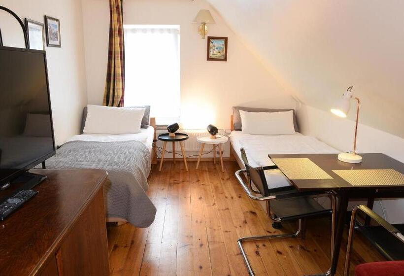 Студия Стандарт, Guest House Wiejska Sielanka