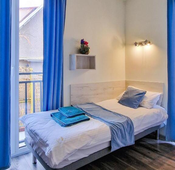 Quarto Estandar Individual, Pensjonat Alka