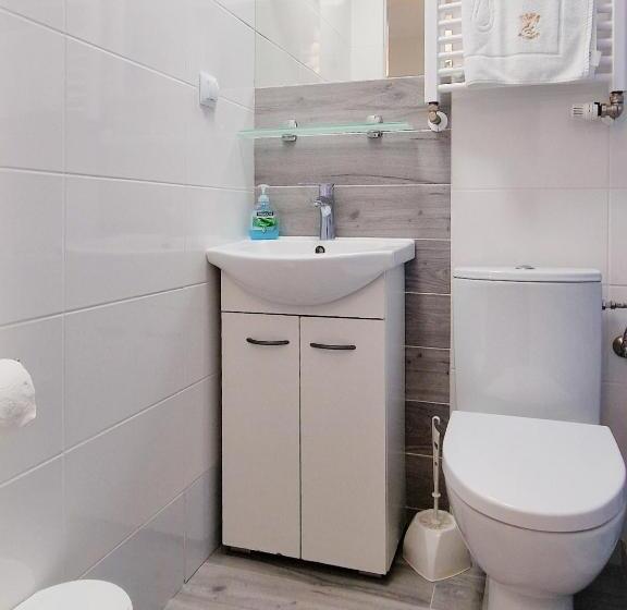 Quarto Basic, Pensjonat Alka